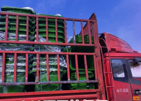 一批專(zhuān)為山東東營(yíng)市定制的240升環(huán)衛(wèi)垃圾桶正式交付使用